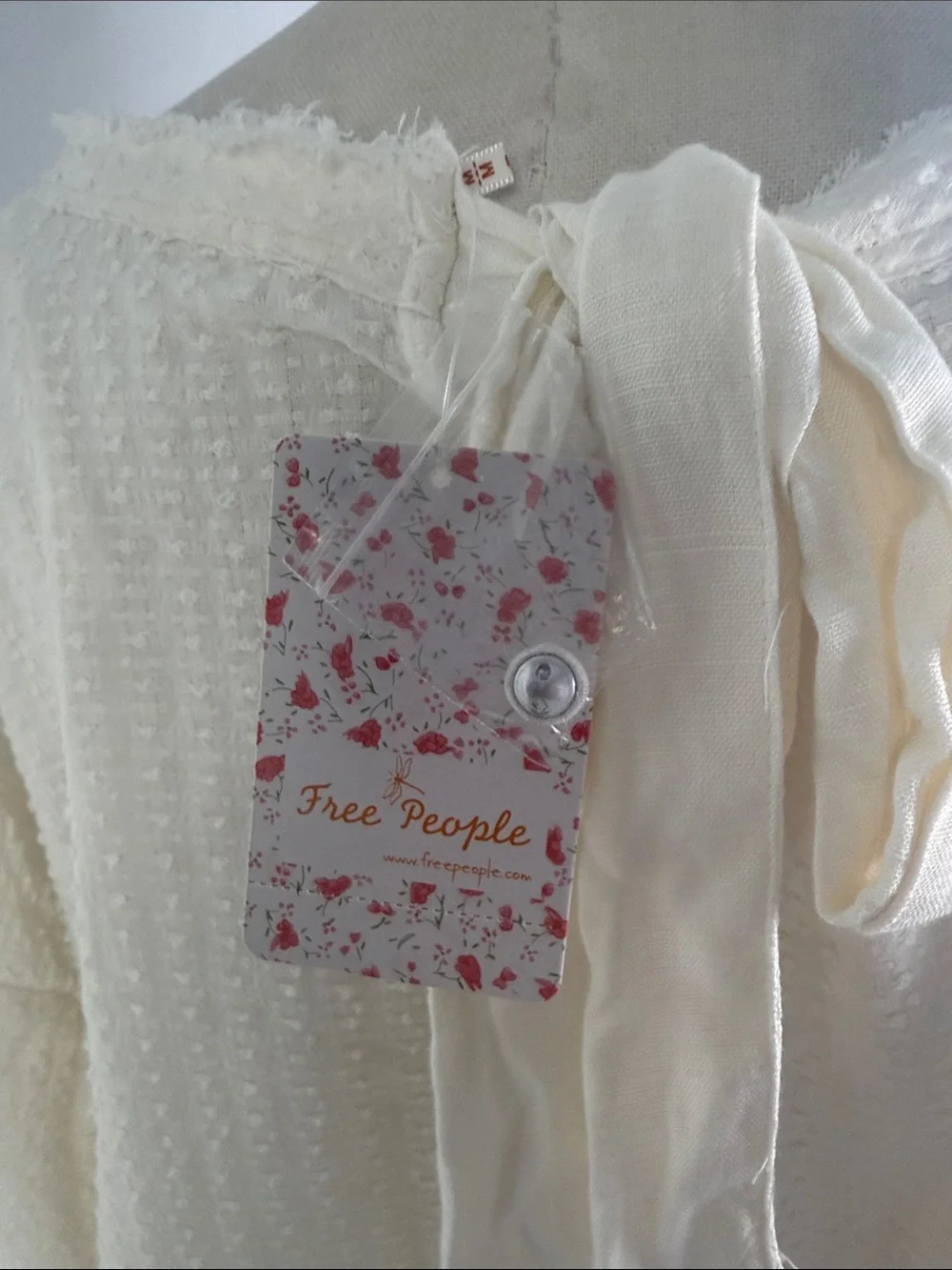 FREE PEOPLE WHITE TEXTURE TIE NECK TOP